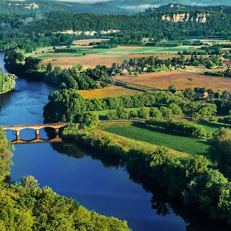 Authentic With Private Pool * Puy-l'Eveque