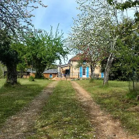 Authentic With Private Pool *