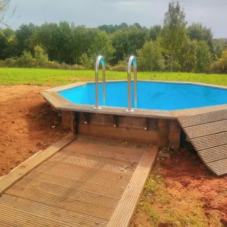 Tranquil Garden Hideaway