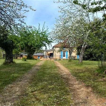 Tranquil Garden Hideaway *