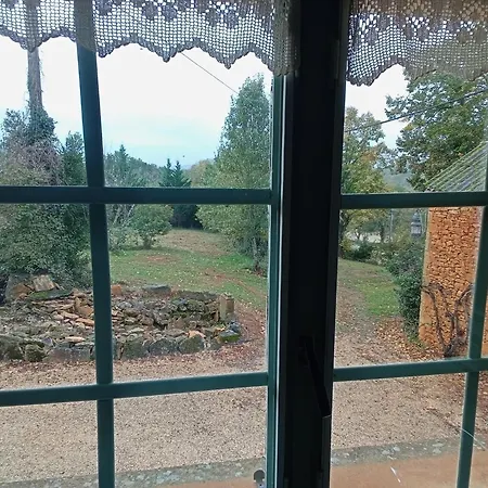 Tranquil Garden Hideaway بيت للعطل Puy-lʼÉvêque